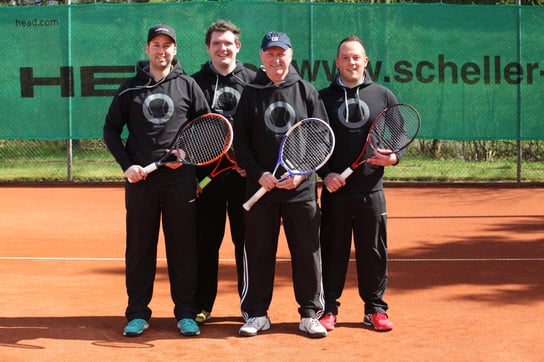 Alexander Moor, Michael Baier, Manfred Moor, Christian Görg, Jannik Ebert Tennistrainer SV Neuhof Tennis