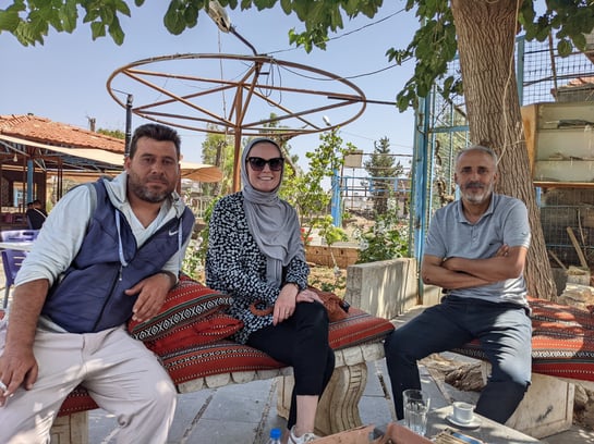 Khaled, ich, und der Fahrer Ahmad