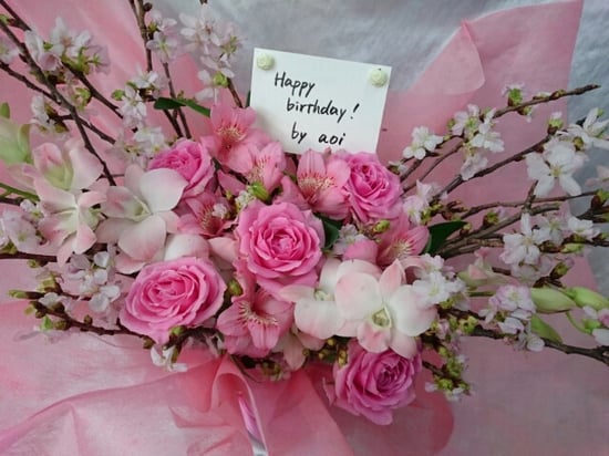 誕生祝フラワーアレンジ