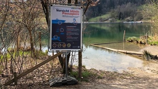 Warntafel am Türlersee (Bild: zh.ch)