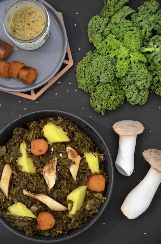 Traditioneller Grünkohl norddeutscher Art (vegan)