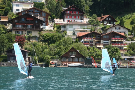Windsurfen Gunten am Thunersee