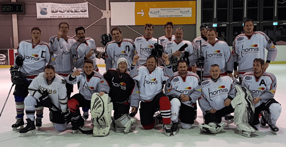Die Homis bei ihrem ersten Spiel in der RMHL am 14.11.2016 gegen die Eisbrecher Mainz (Endstand 5:4)
