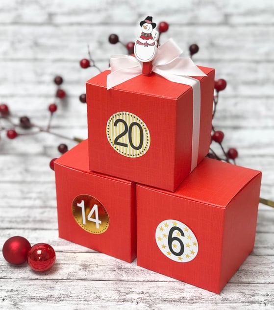 Geschenkbox Würfel rot