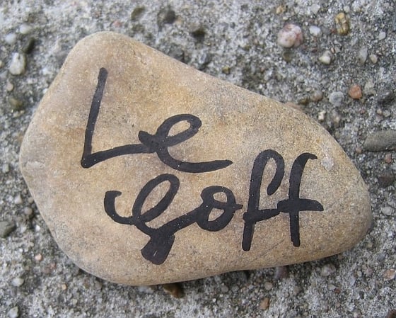 Un petit caillou dans l'histoire de l'art