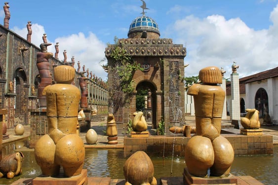 oficina brennand, estúdio de cerâmica, parque de esculturas, francisco brennand, picasso, miró, gaudi, artista de cerâmica, recife, brasil, viagem ao brasil