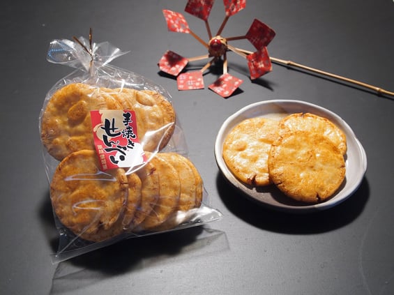 定番丸醤油せんべい