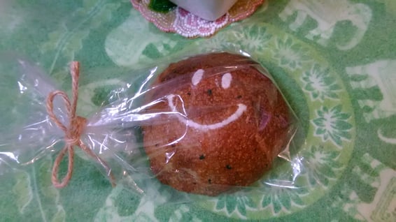 お客様からの頂き物・あんぱんの写真