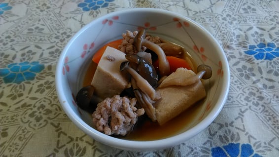 お客様からの頂き物・煮物の写真