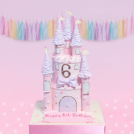 可愛いお城ケーキ🎀 #ゆめかわいい #お城ケーキ #かわいい #パステル #お誕生日ケーキ #6歳 #メルヘン #乙女 #ピンク #スイーツ #ファンタジー #ケーキ #エムケーキ #castlecake #yumekawaii #kawaiisweets #cake #japanbased #🇯🇵