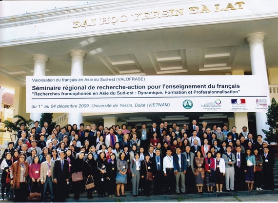 photo du Colloque francophonie "AUF-VALOFRASE" en Décembre 2009 à L'Université Yersin de Dalat C'est à cette occasion qu'AD@lY a été reçue par le président du Comité populaire de Dalat avec les mess