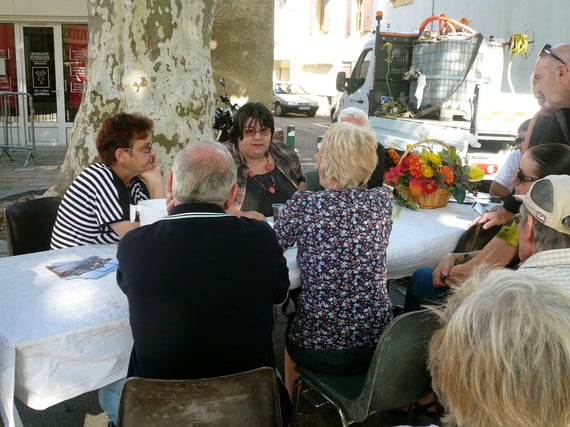 Ici, beaucoup de personnes interressées par les conseils de jardinage prodigués par la chroniqueuse Françoise Lefèvre de Radio France Provence