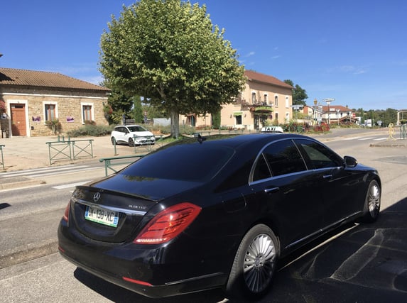 véhicule taxi transport