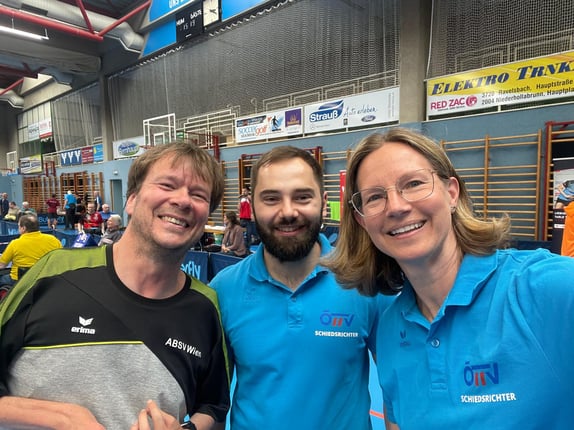 Martina Wilder und Michael Kufmüller leiteten viele Spiele bei den Para Staatsmeisterschaften in Stockerau als Schiedsrichter. Gerald Koller sorgte für sportliche Highlights mit Silber!