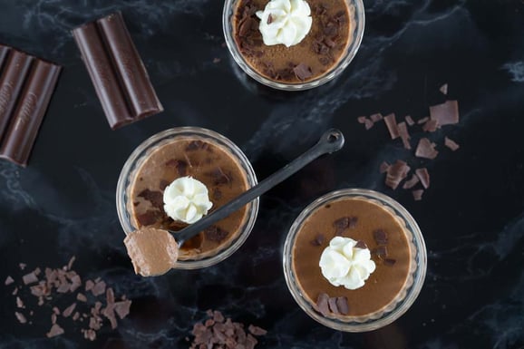 Schokoladen-Pudding aus dem Dampfgarer.