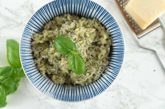 Basilikum-Risotto aus dem Dampfgarer.