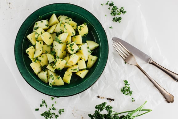 Salz-Kartoffeln aus dem Dampfgarer.