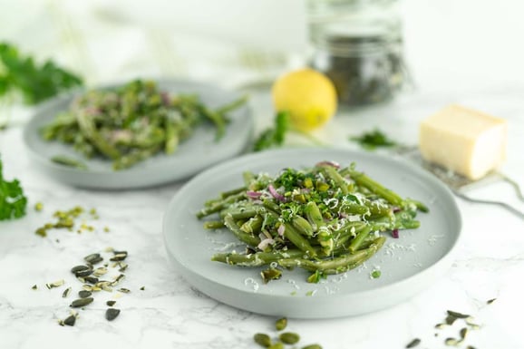 Zitronen-Parmesan-Bohnensalat aus dem Dampfgarer.