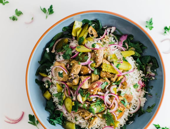 Rindfleisch Stroganoff aus dem Dampfgarer.