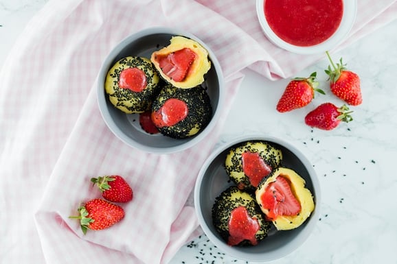 Erdbeer-Knödel aus dem Dampfgarer.