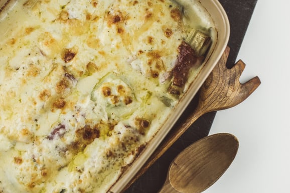 Überbackener Lauch mit Schinken aus dem Dampfgarer.