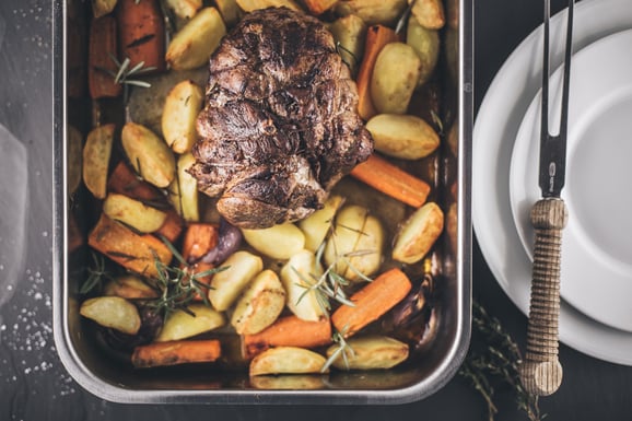 Lammbraten aus dem Dampfgarer.