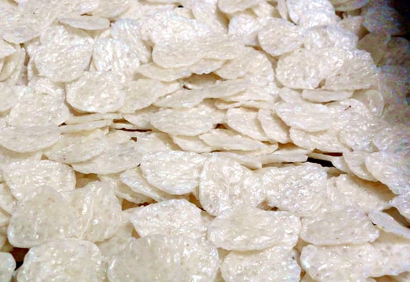 粒入おにぎり型生地