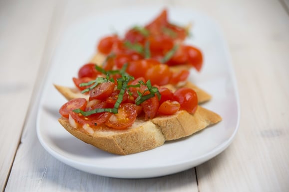 Steamhaus - Rezept für Kombi-Steamer und Dampfgarer: Tomaten-Bruschetta.