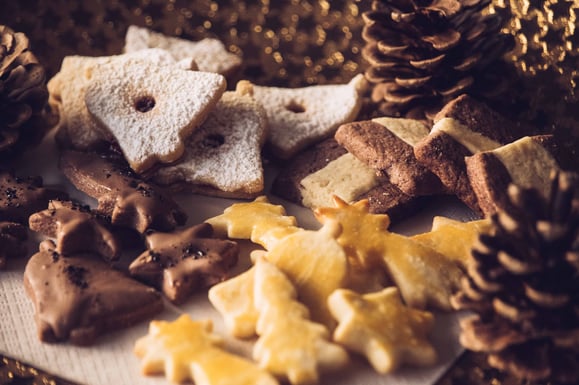 Bild zum Rezept für Steamer und Dampfgarer: Guetzli - Mailänderli, Schokoguetzli und Spitzbuben.