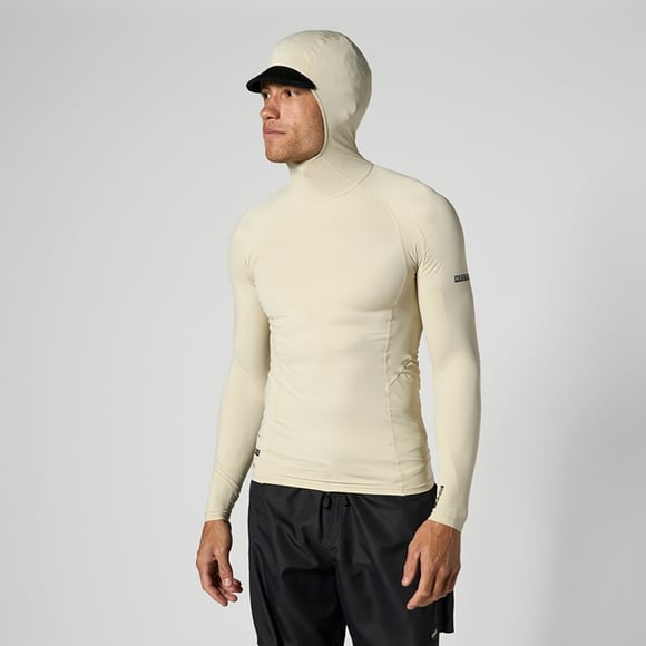 Mystic Uncharted L S Hooded Rashvest Sand bei WindSucht