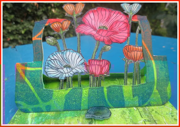 Poppy flying easel card