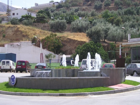 Fuente ornamental en Loja - Granada