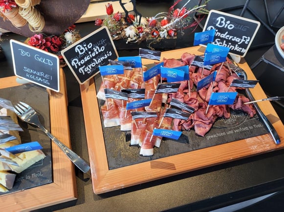 Die BIO-Metzgerei JUFFINGER wünscht frohe Weihnachten