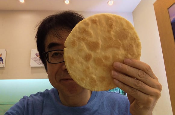 6寸（１６ｃｍ）の大判煎餅