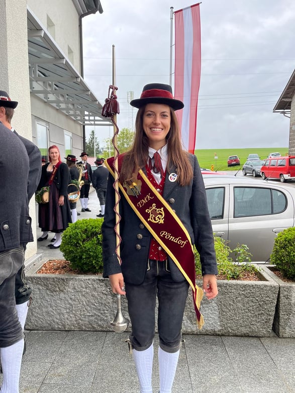 Stabführerin Vanessa Plainer TMK Pöndorf Schärpe Kameradschaftsbund