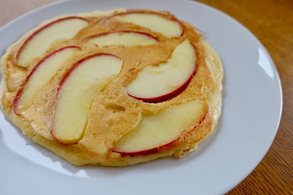 りんごパンケーキ　紅玉　パンケーキ