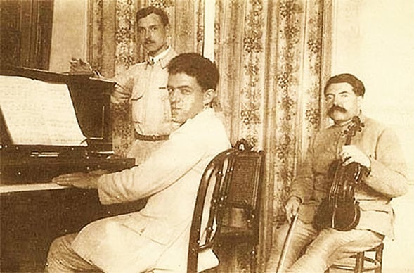 orthe , bélus , landes , durosoir , violon , maréchal , caplet , neuville st vaast , guerre , colombophile ,  1914 , douaumont ,  quintette du général