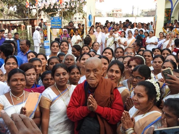 佐々井秀嶺師近影