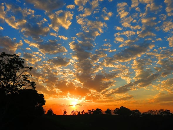 2013年2月5日 ホームステイ先から見た朝焼け