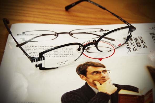 個性的なメガネをお探しの方に人気のタカノリ・ユゲ　　福岡県北九州市取扱店メガネサロンW