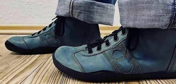 Handgefertigte Barfußschuhe von Senmotic aus Deutschland 