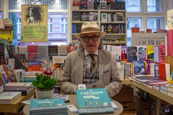  Lo Graf von Blickensdorf stellte sich Tapfer und wie immer gut gewandet nicht nur meiner Kamera... | Lo Graf von Blickensdorf stellte sich Tapfer und wie immer gut gewandet nicht nur meiner Kamera...