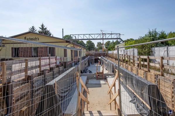 Am 4. September 2022 war auch an der Moselstraße der  Baufortschritt der neuen Unterführung Tunnelweg gut erkennbar.