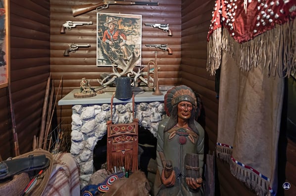 Einzelraum in der "Hall of History" zur indigenen Kultur und dem Western - Mythos.