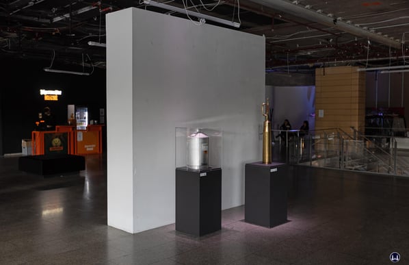 Rooms part of Art I. Blick in die Erste Etage.