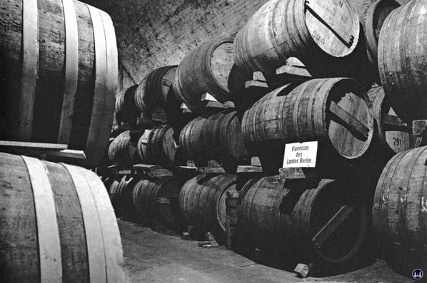 Blick auf einen Teil der hier eingelagerten Senatsreserve in den alten Bierkellern.