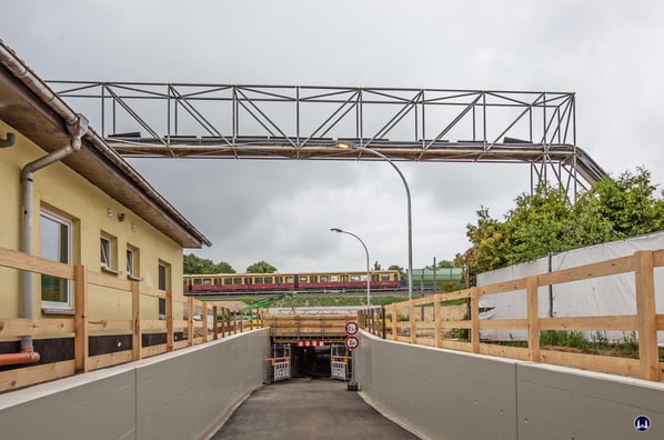 An der Gaststätte "Schmidts" ist der - allerdings eher geringe - Aufstieg zur Moselstraße geschafft. 