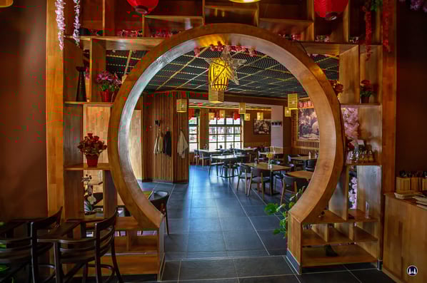 Ohne ein "Mondtor" geht es nicht in der asiatischen Innenarchitektur. 