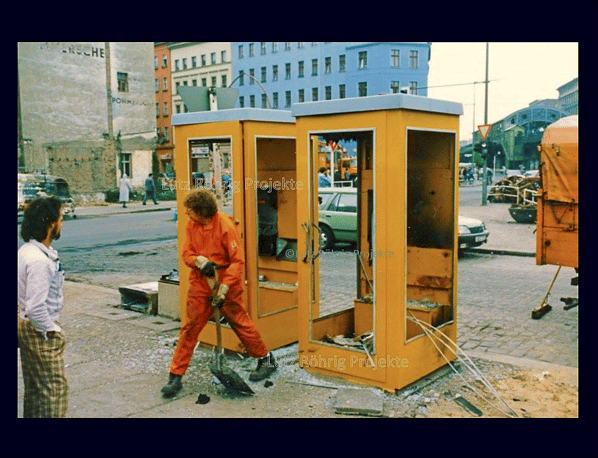 Die Stadtreinigung gibt alles, um der Trümmer her zu werden...