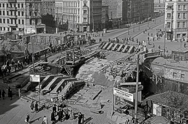 Fast fertiggestellte Kottbusser Brücke.
